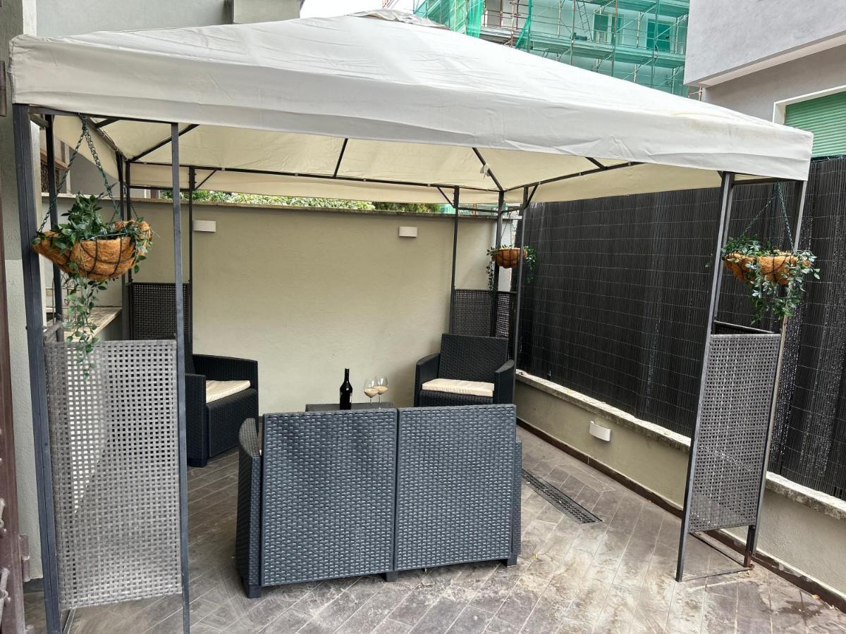 רומא Carpegna Luxury Apt With Terrace מראה חיצוני תמונה